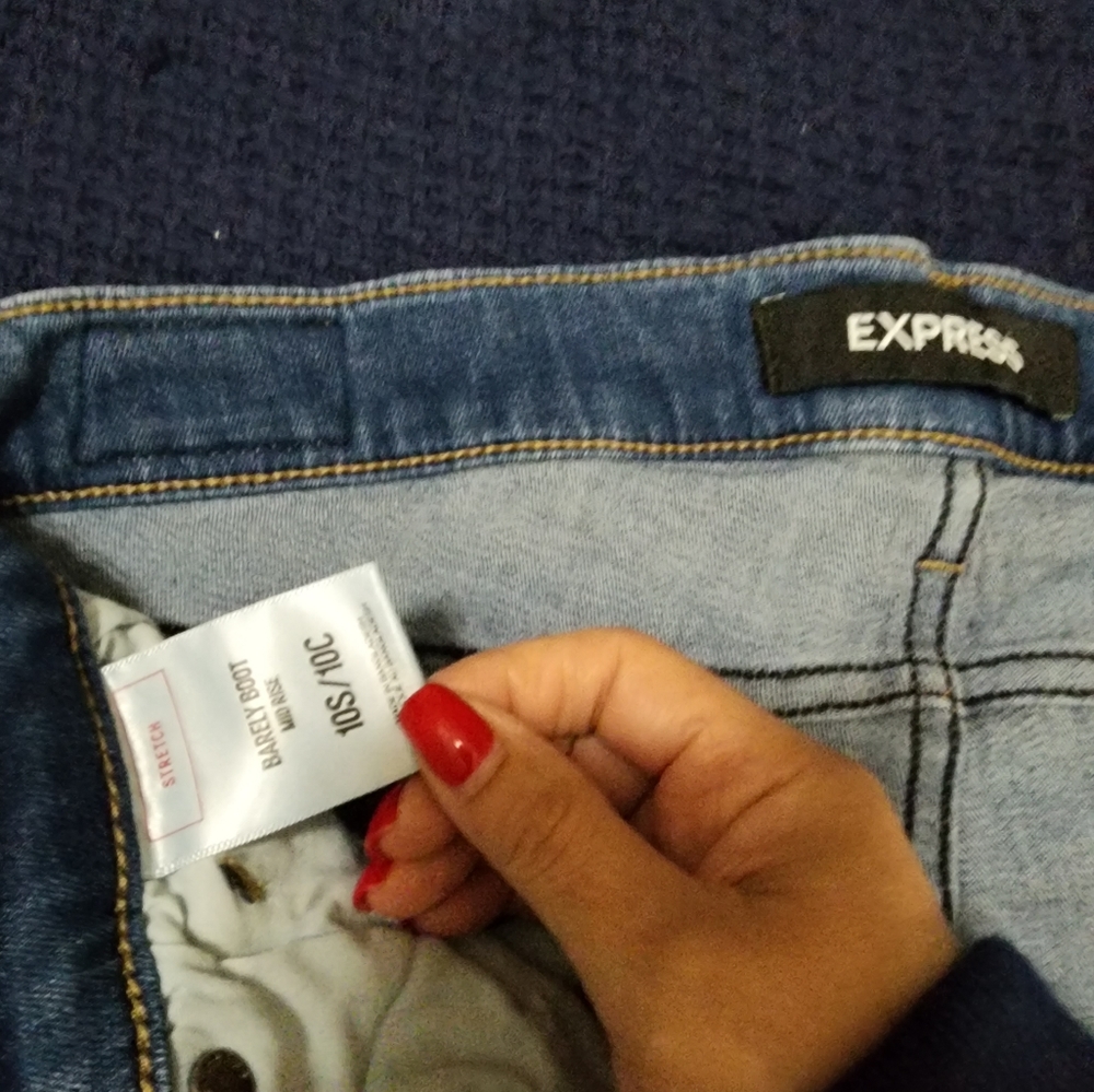 Express barely bootcut jean - Picture 3 of 4